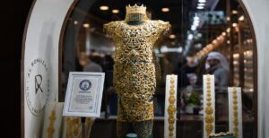 World’s Most Expensive Gold Dress Unveiled at Sharjah Jewellery Show