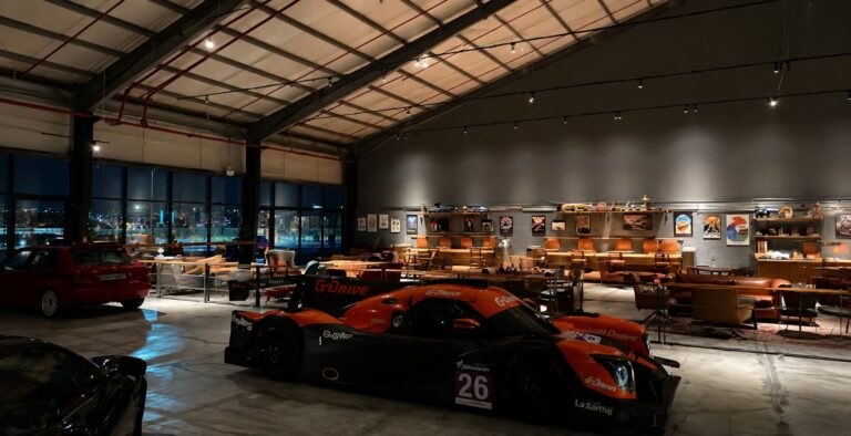 8 Best Cafés in Dubai for Car Lovers and Automotive Enthusiasts