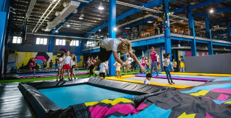 Top 8 Thrilling Family Attractions and Entertainment Spots in Dubai